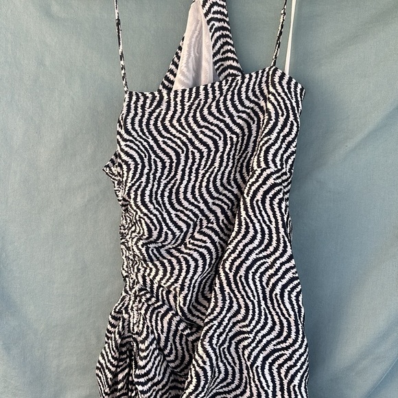 NWT Cinq A Sept Ruffled 100% Silk Midi Dress Sz 4 New Black White Asymmetric Hem - Picture 9 of 13